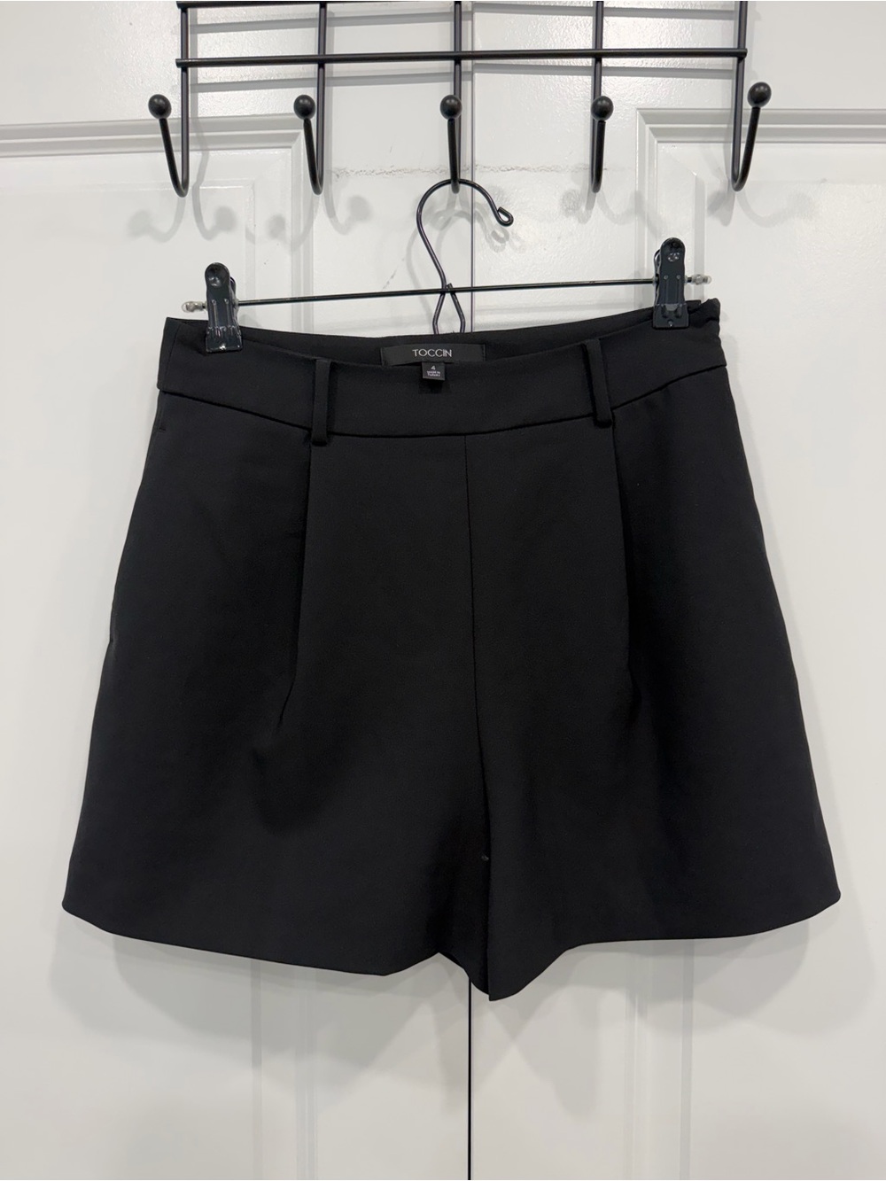 Toccin Dress Shorts Size 4